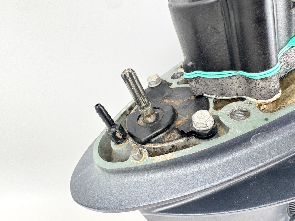 Yamaha F 75 80 90 100 HP 4 Stroke Outboard 20" Long Lower Unit Gear Case