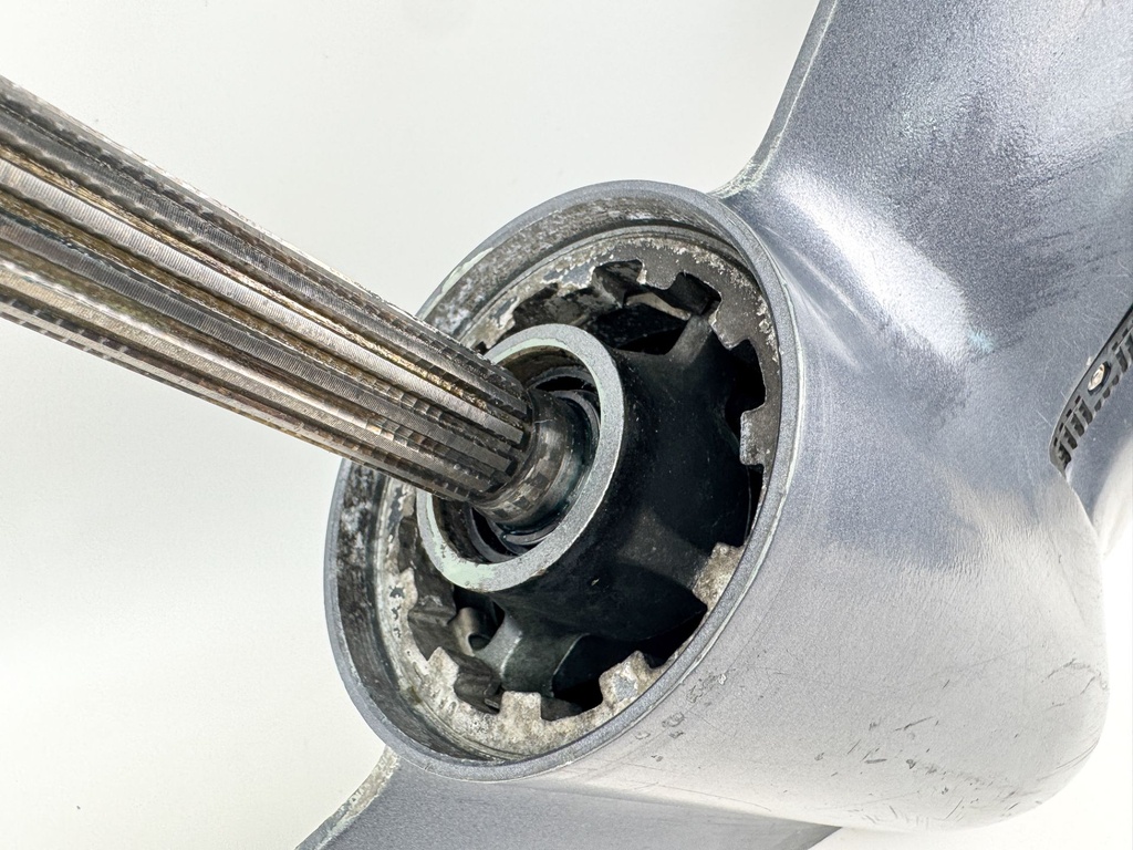 Yamaha F 75 80 90 100 HP 4 Stroke Outboard 20" Long Lower Unit Gear Case