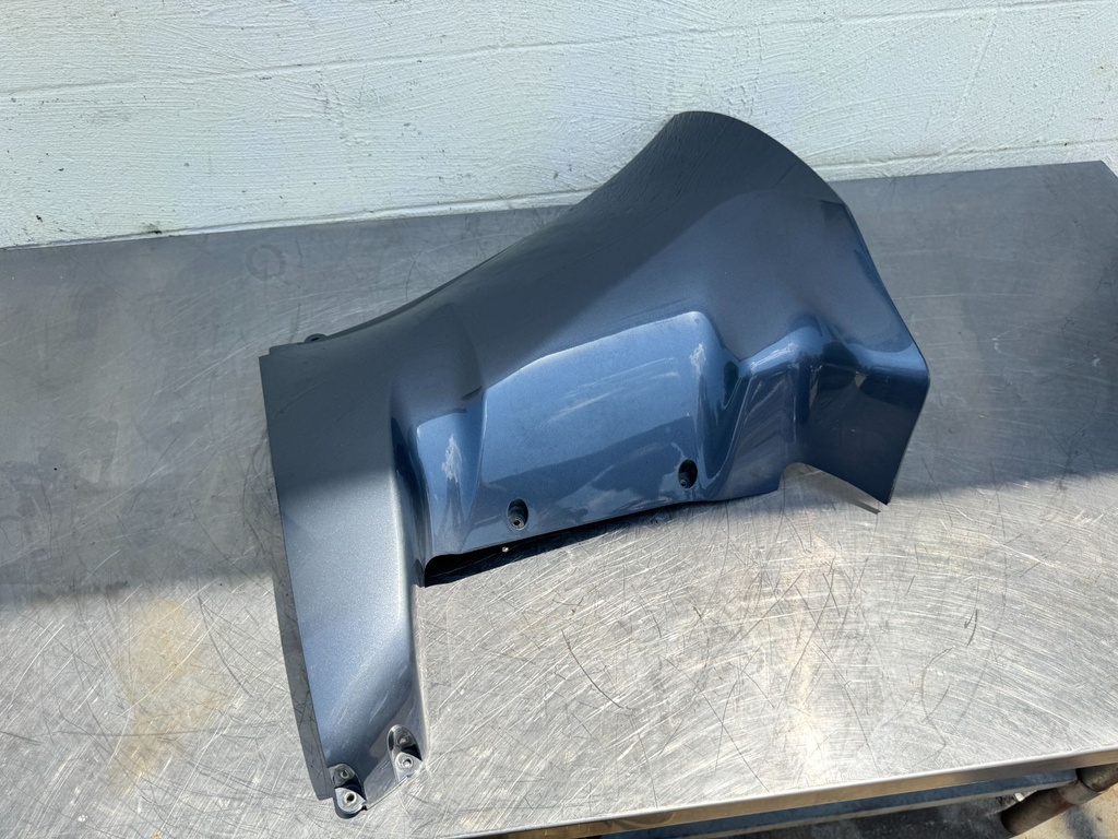 2008 Yamaha 350 HP 4 Stroke Outboard Lower Apron Cowling Starboard 6AW-42771-00-8D OEM