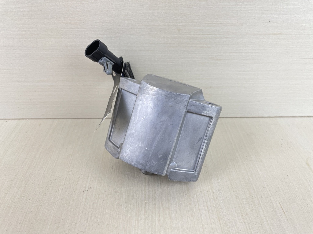 2008 Evinrude 75HP Etec 2 Stroke Outboard Fuel Injector Assembly 5008826