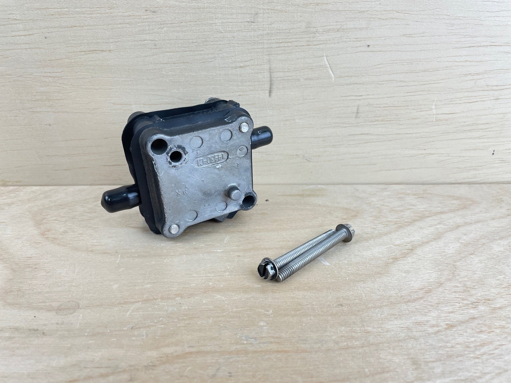 1996 Mercury 120HP Force Outboard 2 Stroke Fuel Pump Assembly 14360A49 14360A73