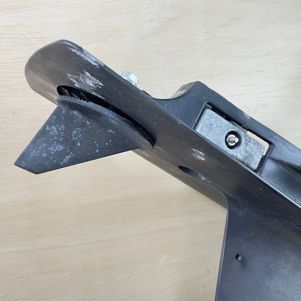 1996 Mercury 120HP Force Outboard 25" XL Lower Unit Gear Case 6 Jaw 9011G22 9011G24