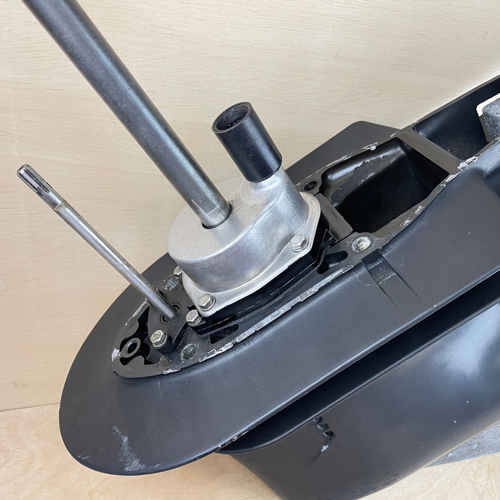 1996 Mercury 120HP Force Outboard 25" XL Lower Unit Gear Case 6 Jaw 9011G22 9011G24