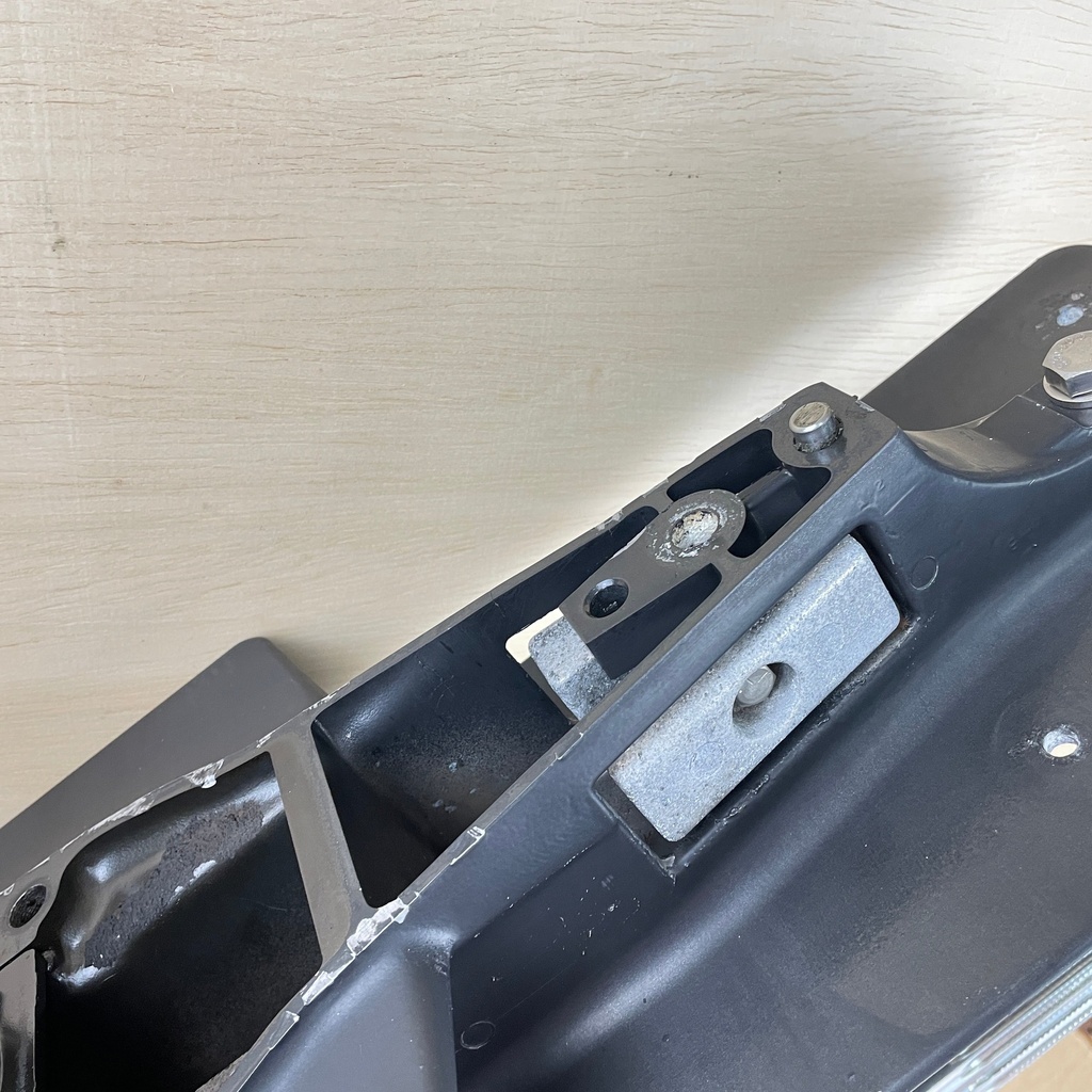 1996 Mercury 120HP Force Outboard 25" XL Lower Unit Gear Case 6 Jaw 9011G22 9011G24