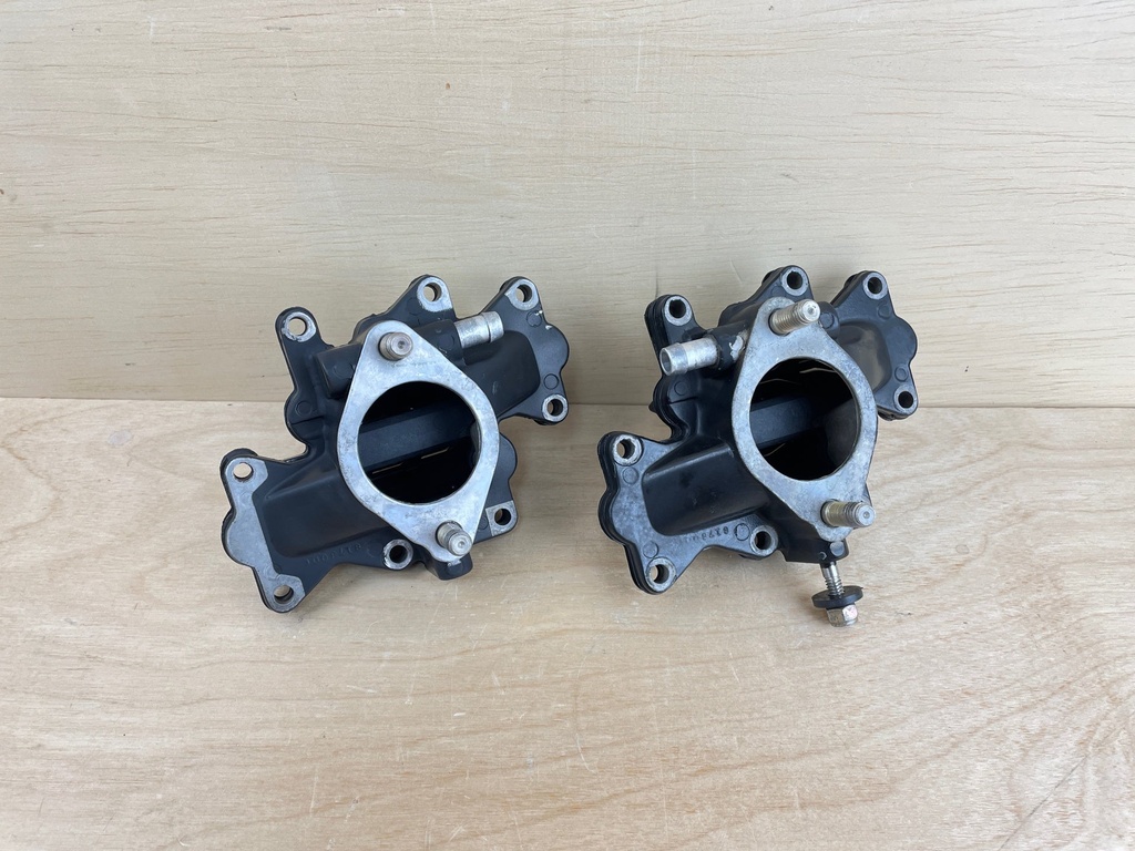 1996 Mercury 120HP Force Outboard 2 Stroke Reed Block Assembly 116451 855952T3