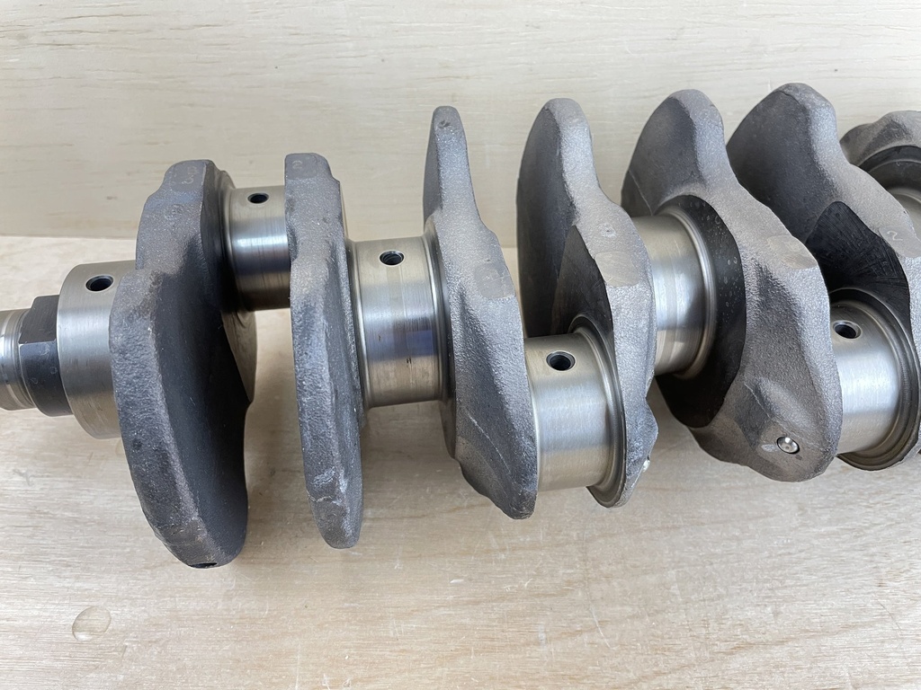 1997 Honda 90HP 4 Stroke Outboard Engine Crankshaft Assembly 13310-PM6-G01 