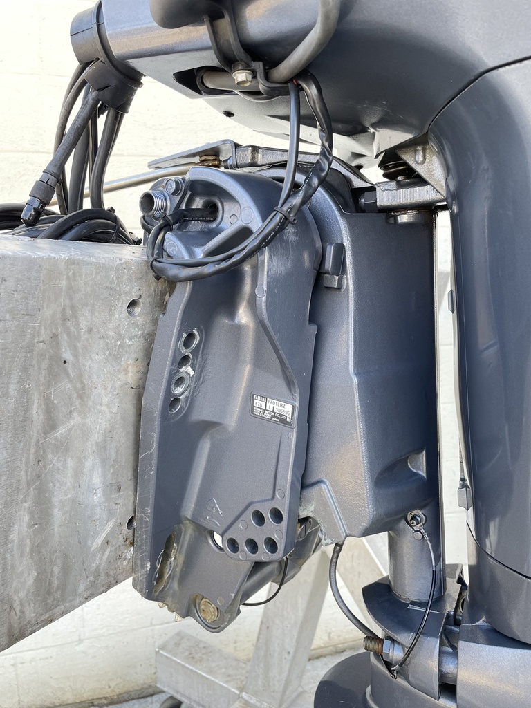 2001 Yamaha 80HP 4 Stroke Outboard W/ 20" Shaft - Fresh Service