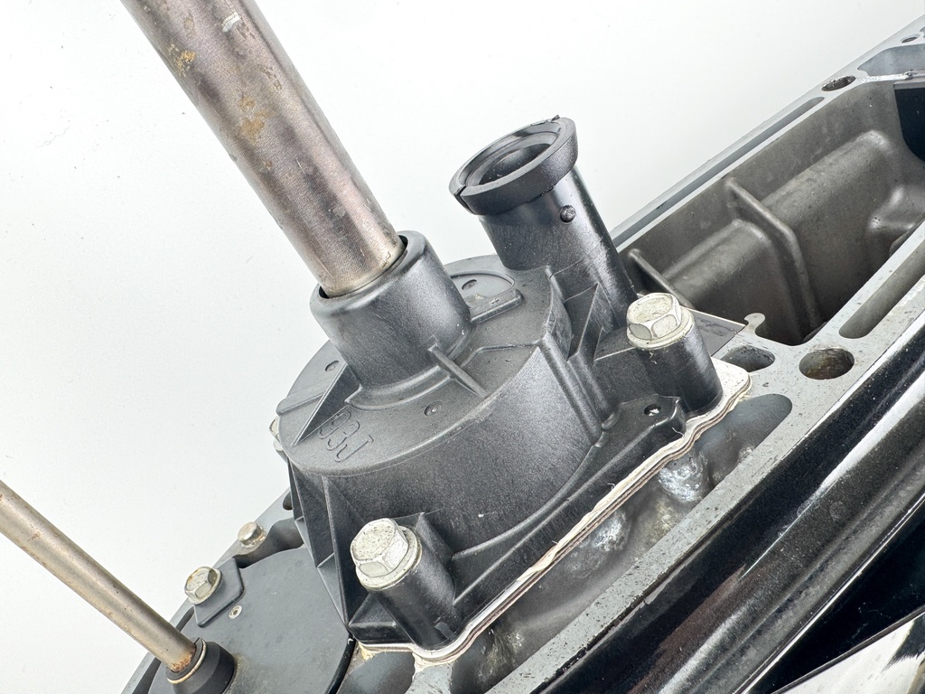 Suzuki DF 200 225 250 HP 4 Stroke 25" XL Outboard Lower Unit Gear Case RH