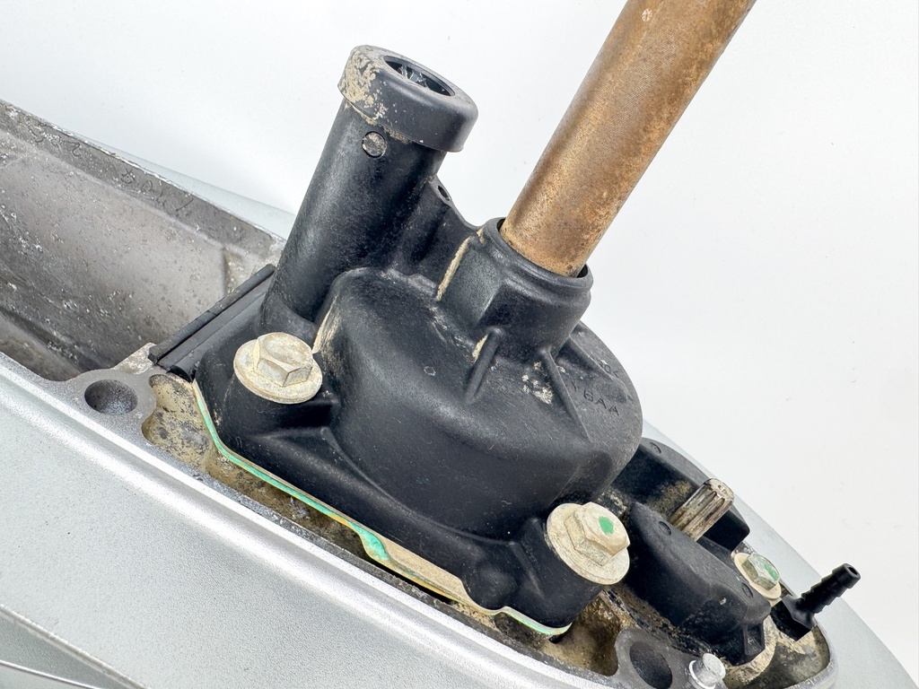 Honda BF 115 135 150HP 4 Stroke Outboard XL Lower Unit Gear Case RH Standard