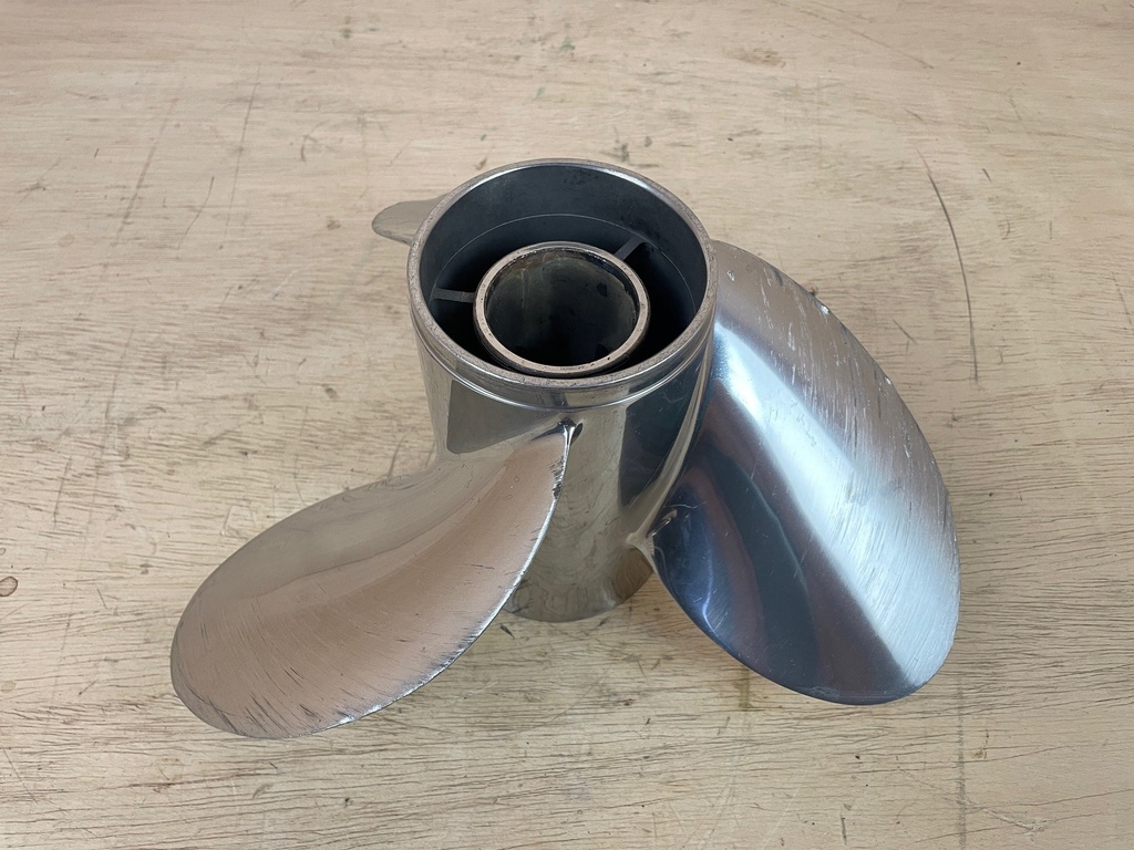 Evinrude Rebel TBX 15 1/4 x 19" RH Stainless Steel Propeller 3 Blade 763990