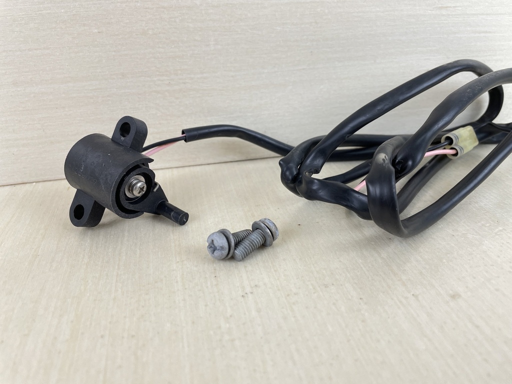 2013 Yamaha 40HP 4 Stroke Outboard Trim Sender 67H-83672-01-00