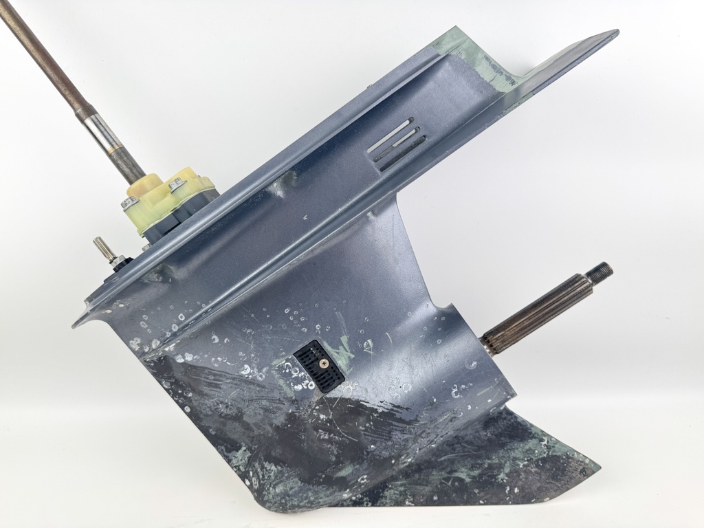 Yamaha 50HP 4 Stroke High Thrust 20" Long Lower Unit 64J-45300-30-4D 01-2004