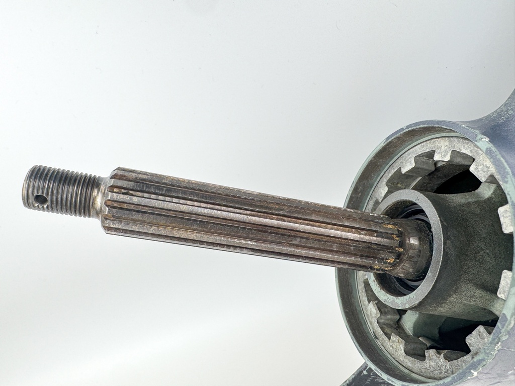 Yamaha 50HP 4 Stroke High Thrust 20" Long Lower Unit 64J-45300-30-4D 01-2004