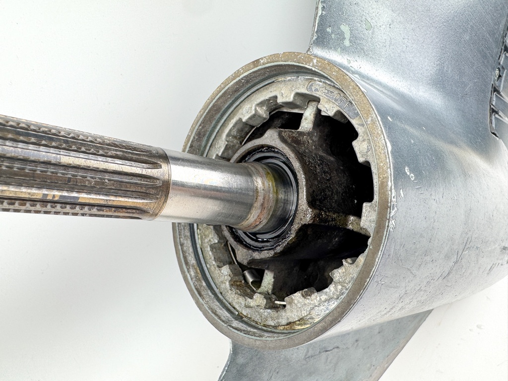 Yamaha 150 175 200 2.6L Outboard 2 Stroke XL Lower Unit Gear Case HPDI OX66 Carb