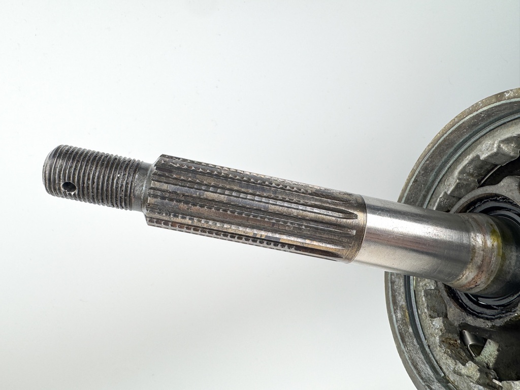 Yamaha 150 175 200 2.6L Outboard 2 Stroke XL Lower Unit Gear Case HPDI OX66 Carb