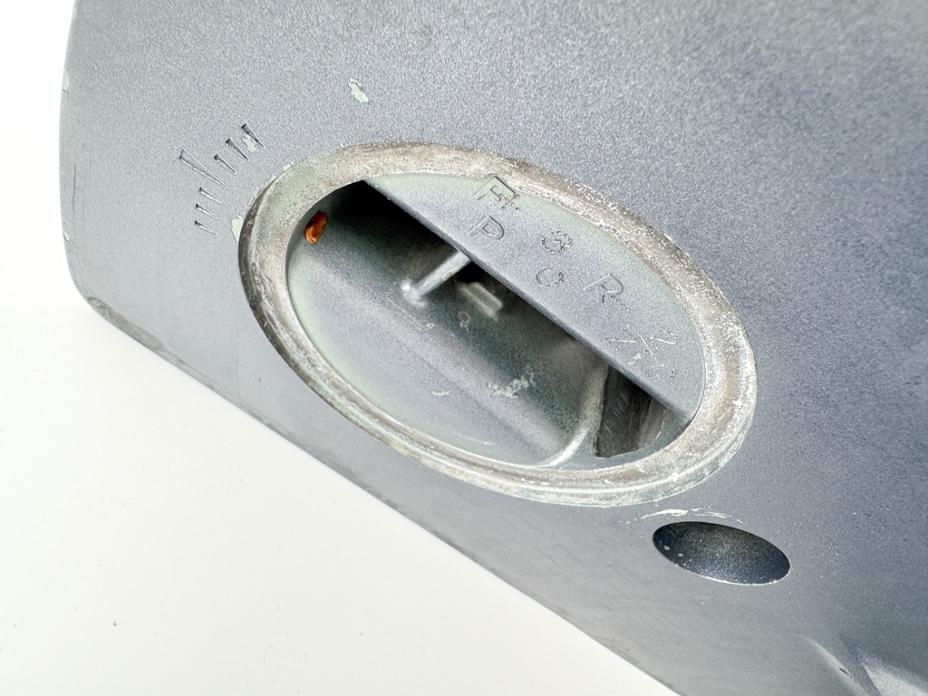 Yamaha 250 225 HP 2 Stroke Outboard 25" XL Lower Unit Gear Case Counter LH