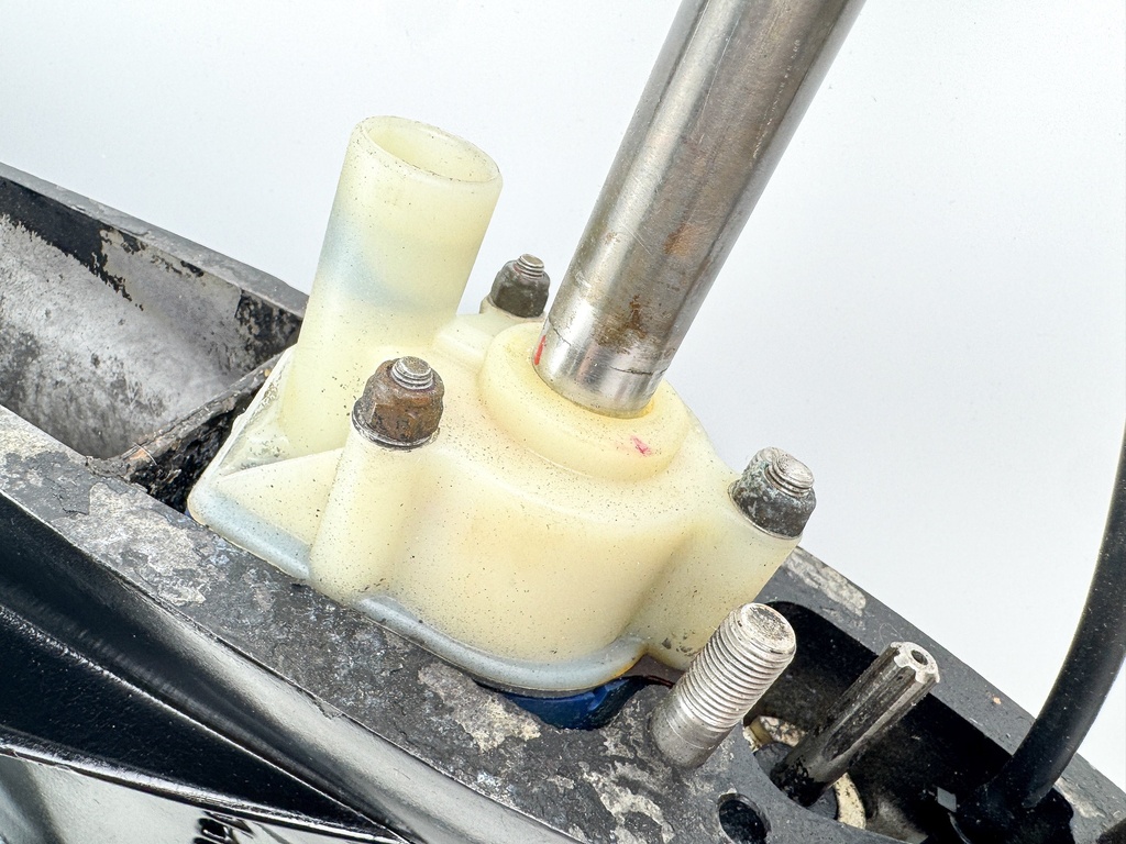 Mercury 135 150 175 HP 2 Stroke EFI DFI 1.87:1 25" XL Lower Unit Gear Case