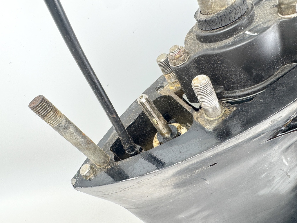 2003 Mercury 135HP Optimax 2 Stroke 25" XL Lower Unit Gear Case 2:1 9148T82