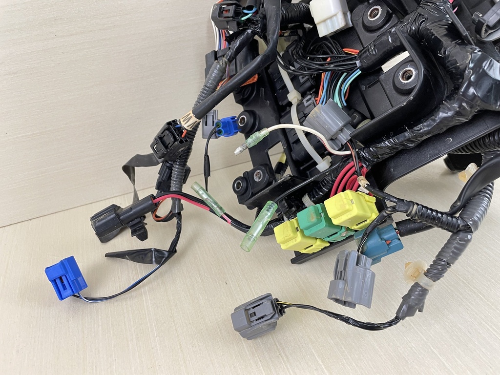 2013 Yamaha 40HP 4 Stroke Outboard Engine Wire Harness Assembly 6BG-82590-03-00