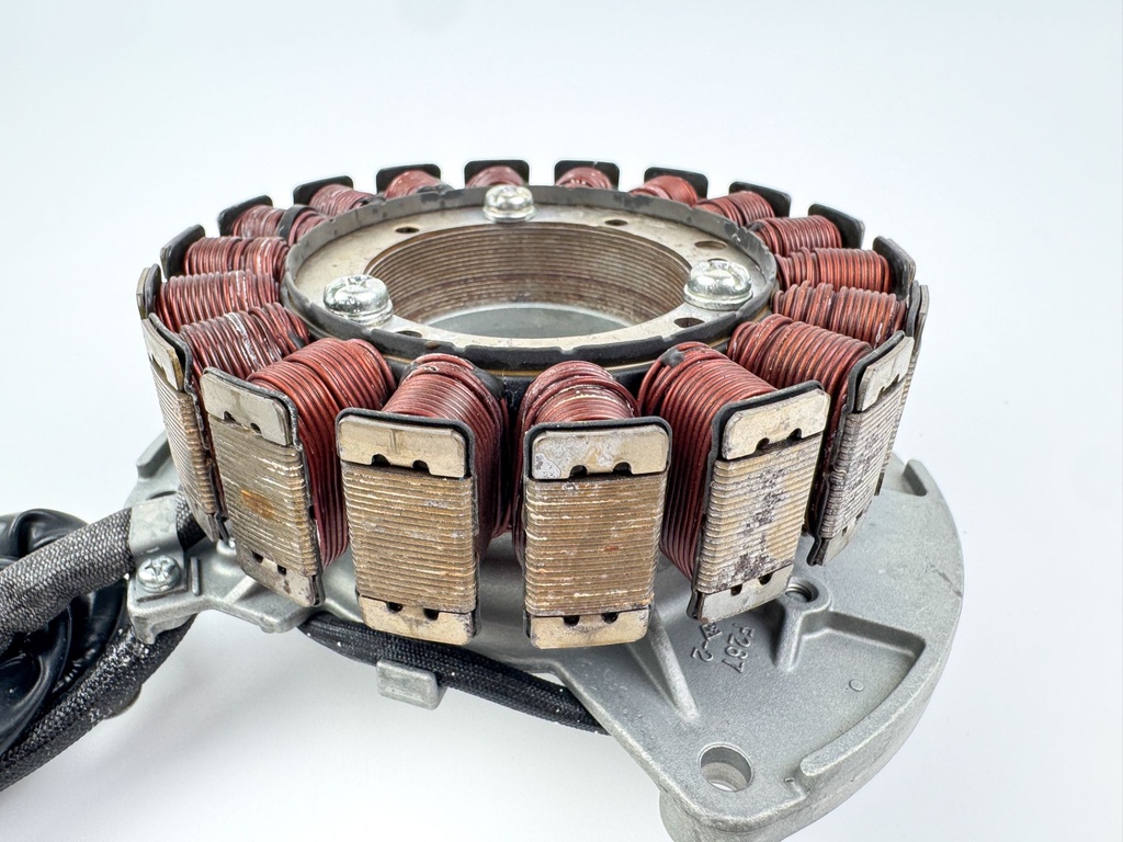 2006 Yamaha 90 HP 4 Stroke Outboard Coil Pulser Base Stator Assembly 6D8-81460-00-00 OEM