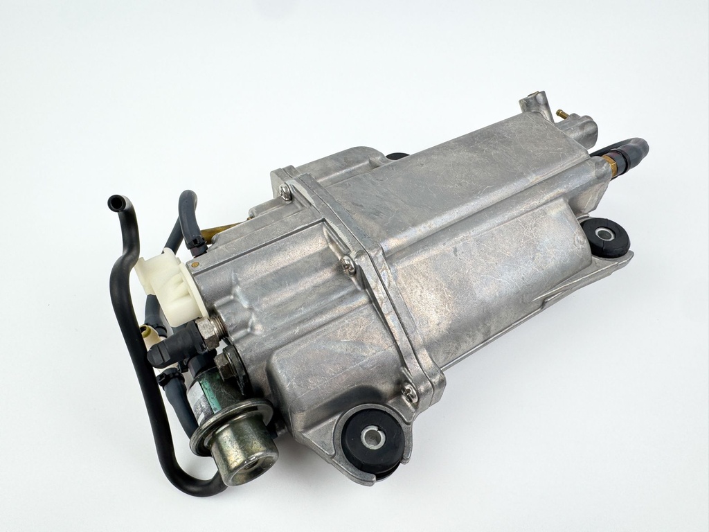 2006 Yamaha 90 HP 4 Stroke Outboard VST Float Chamber Assembly 6D8-14180-00-00 OEM