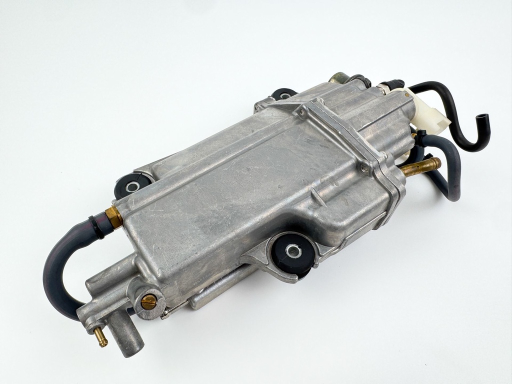 2006 Yamaha 90 HP 4 Stroke Outboard VST Float Chamber Assembly 6D8-14180-00-00 OEM