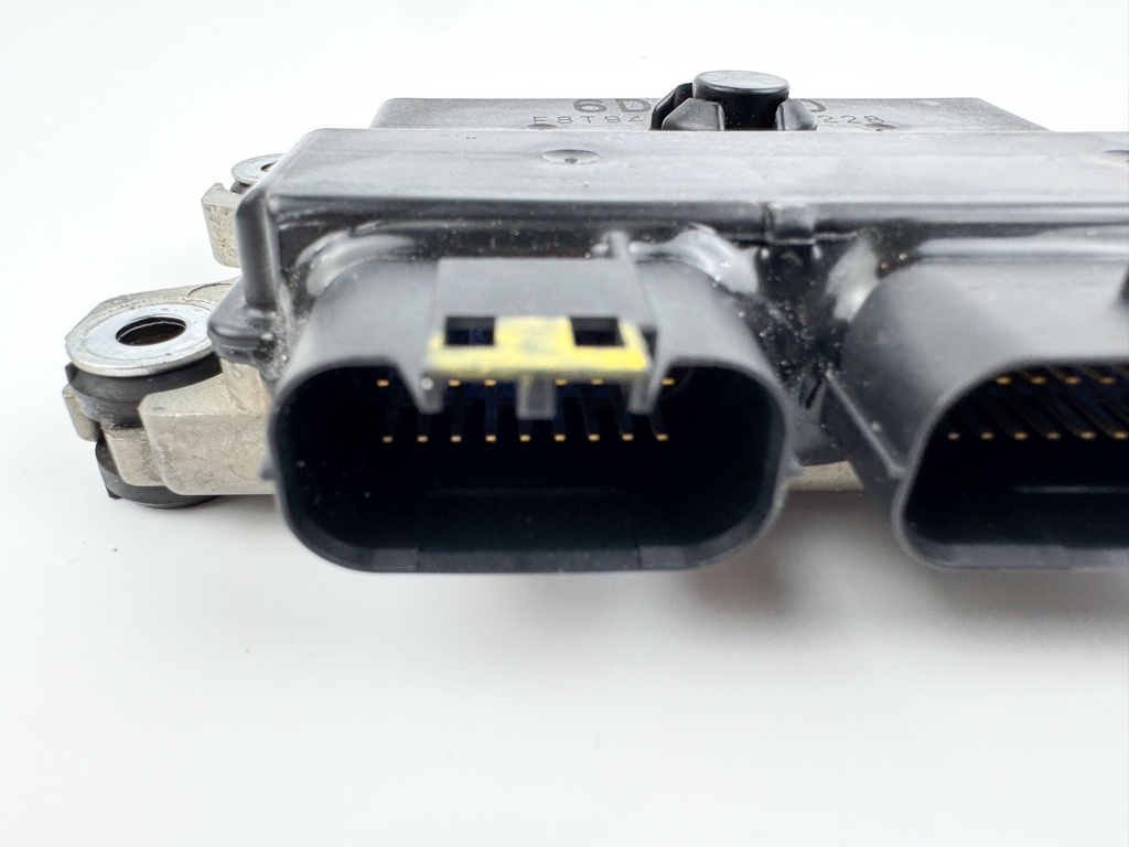 2006 Yamaha 90 HP 4 Stroke Outboard ECU Engine Control Unit 6D8-8591A-11-00 OEM