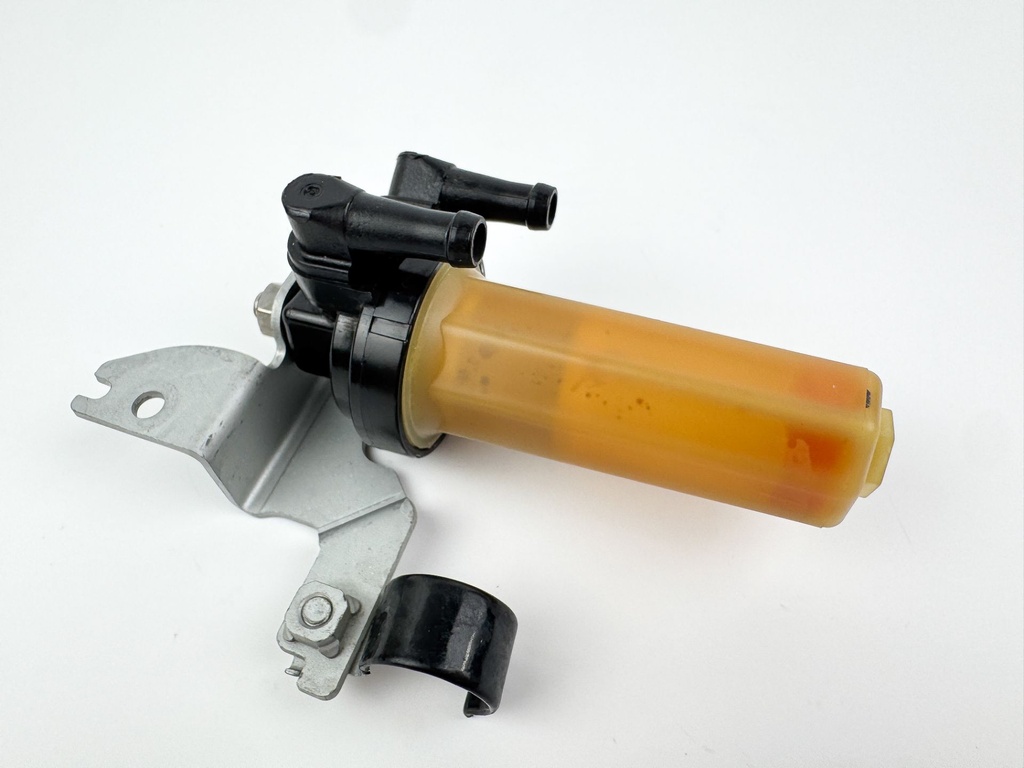 2006 Yamaha 90 HP 4 Stroke Outboard Fuel Filter Assembly 6D8-24560-00-00 OEM