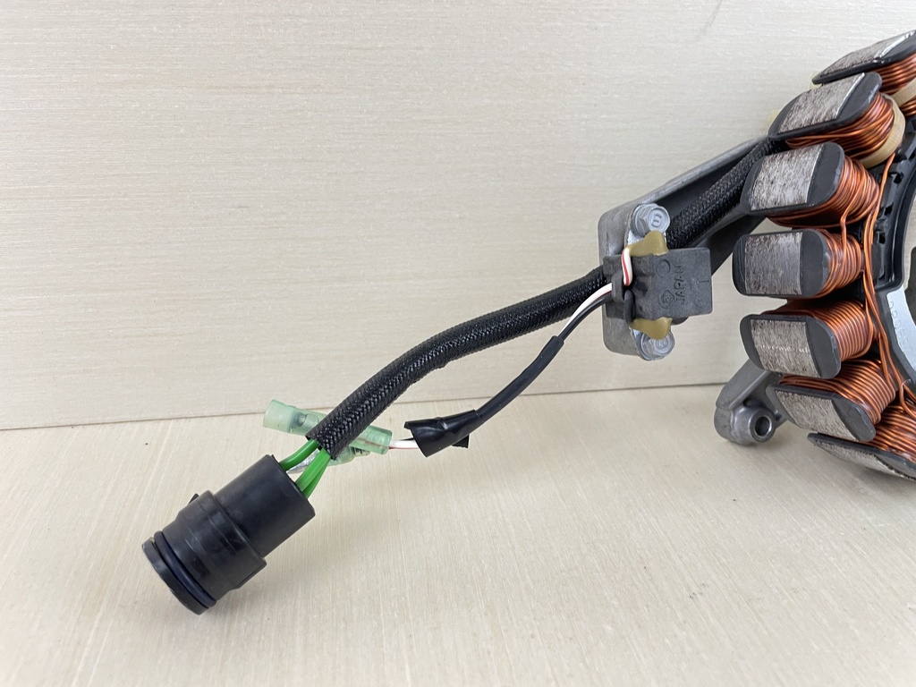 2013 Yamaha 40HP 4 Stroke Outboard Stator & Base Assembly 6BG-81410-00-00  