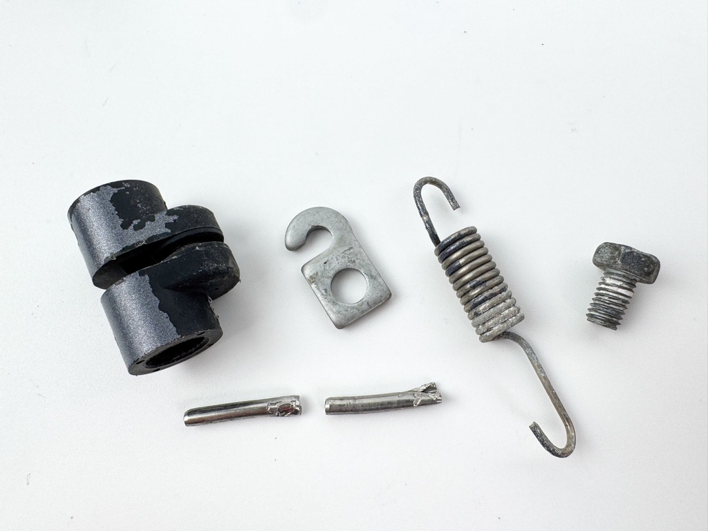 2006 Yamaha 90 HP 4 Stroke Outboard Tilt Stop Lever 6D8-43181-00-00 OEM