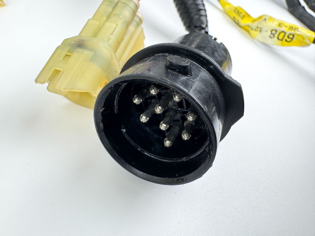 2006 Yamaha 90 HP 4 Stroke Outboard Engine Wire Harness 6D8-82590-30-00 OEM