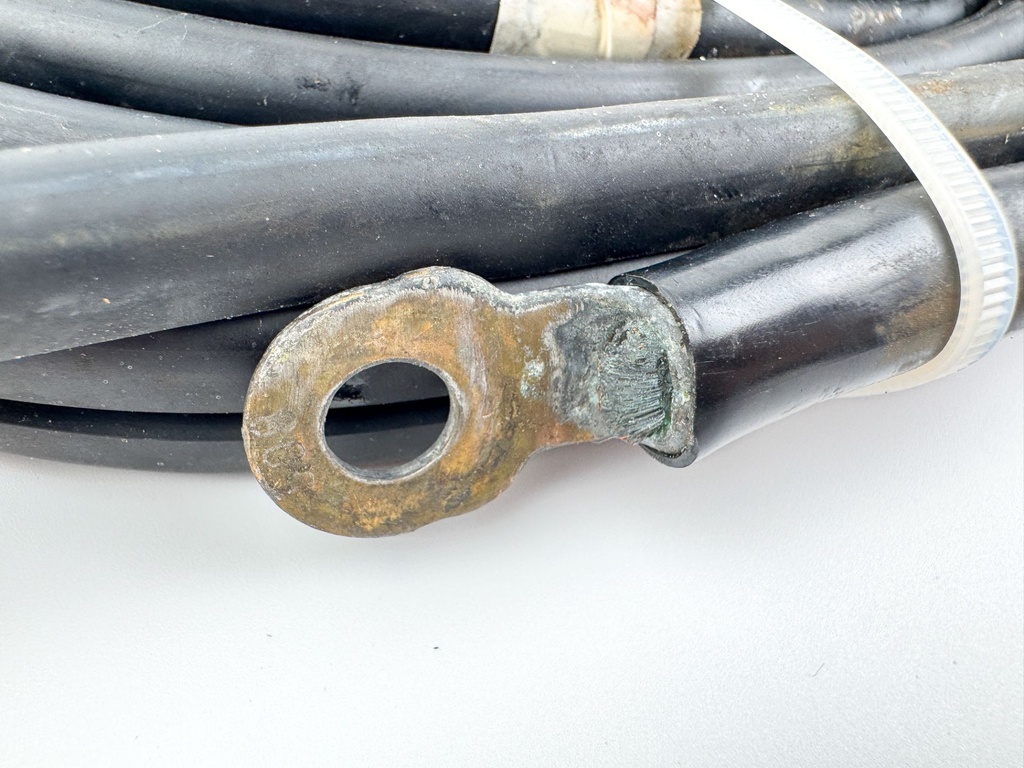 2006 Yamaha 90 HP 4 Stroke Outboard Battery Cables 68V-82105-00-00 OEM