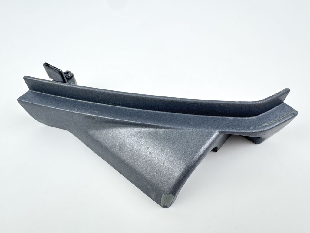 2003 Yamaha 225 HP 4 Stroke Outboard Cable Cover Plate 69J-42738-01-5B OEM