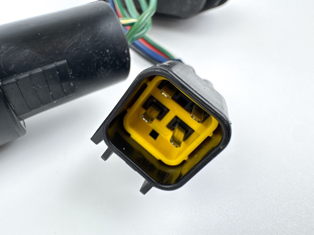 2002 Yamaha 50 HP 4 Stroke Outboard Rectifier & Regulator 64J-81960-00-00 OEM