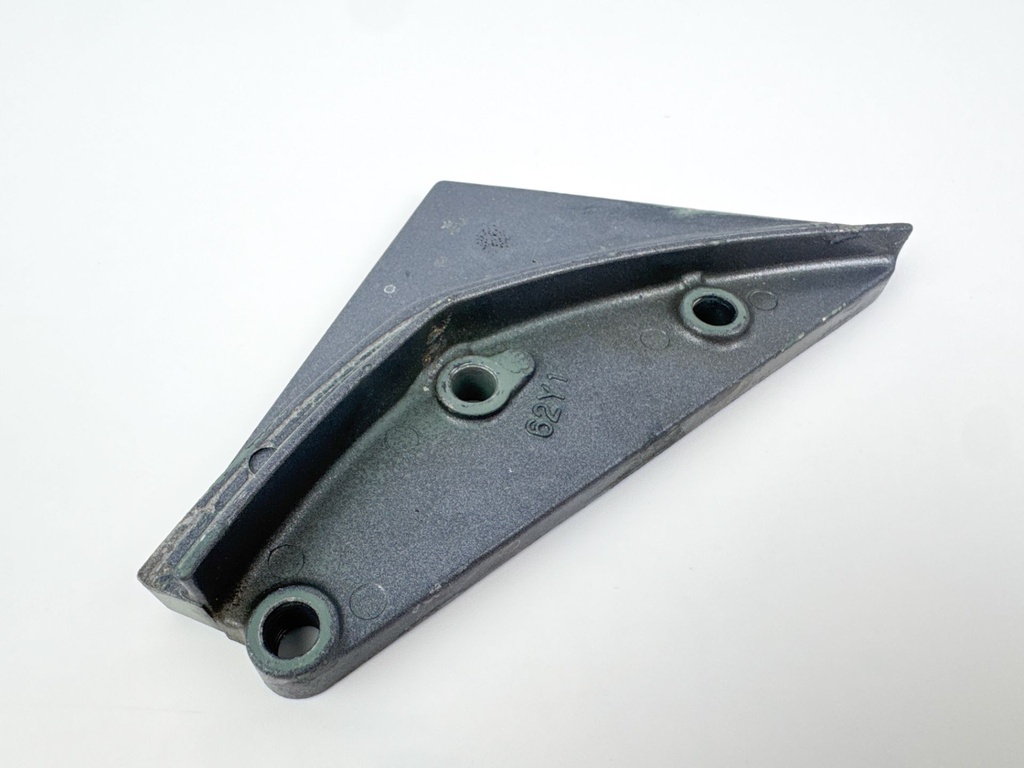 2002 Yamaha 50 HP 4 Stroke Outboard Cable Cover Plate 62Y-42738-01-5B OEM