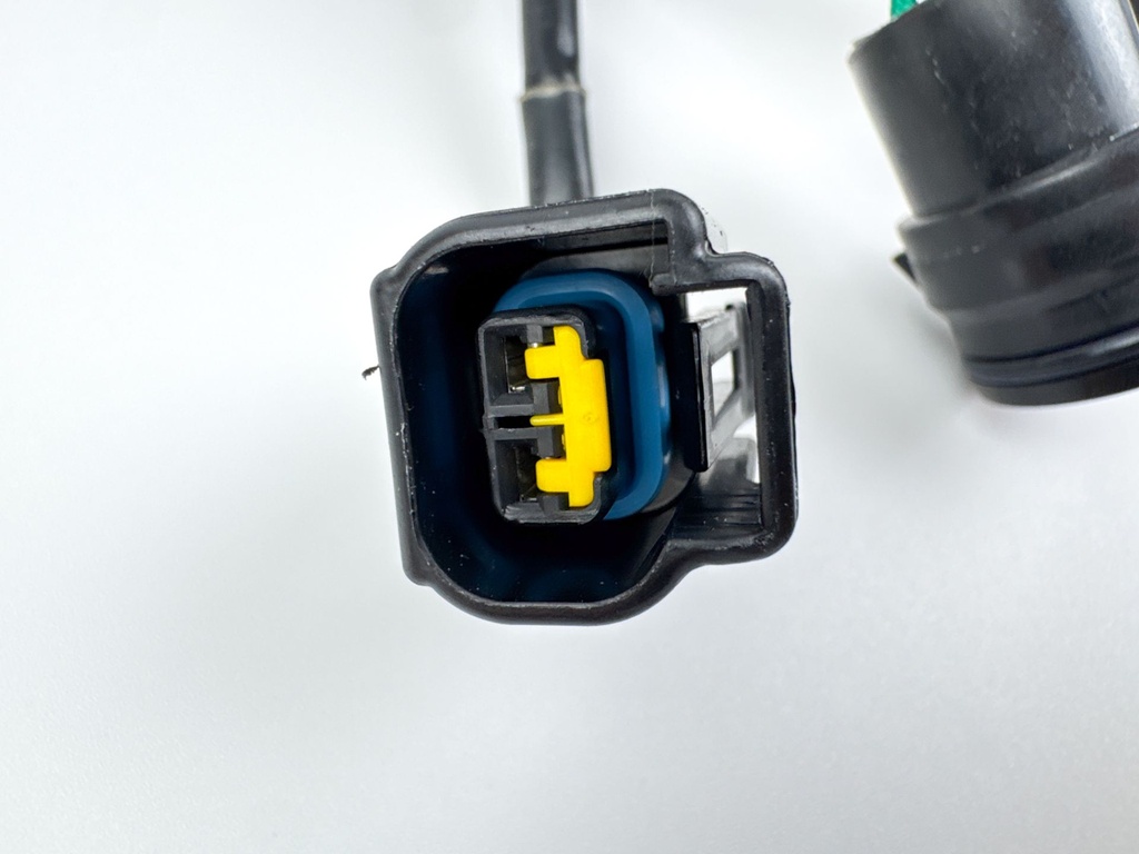 01-2004 Yamaha 50 60 HP 4 Stroke Outboard Stator W/ Base 64J-85510-00-00