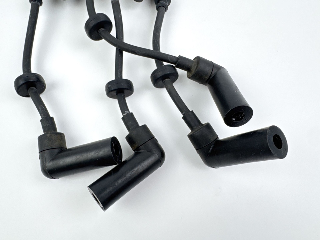 2002 Yamaha 50 HP 4 Stroke Outboard Ignition Coil Set 62Y-85570-00-00 OEM