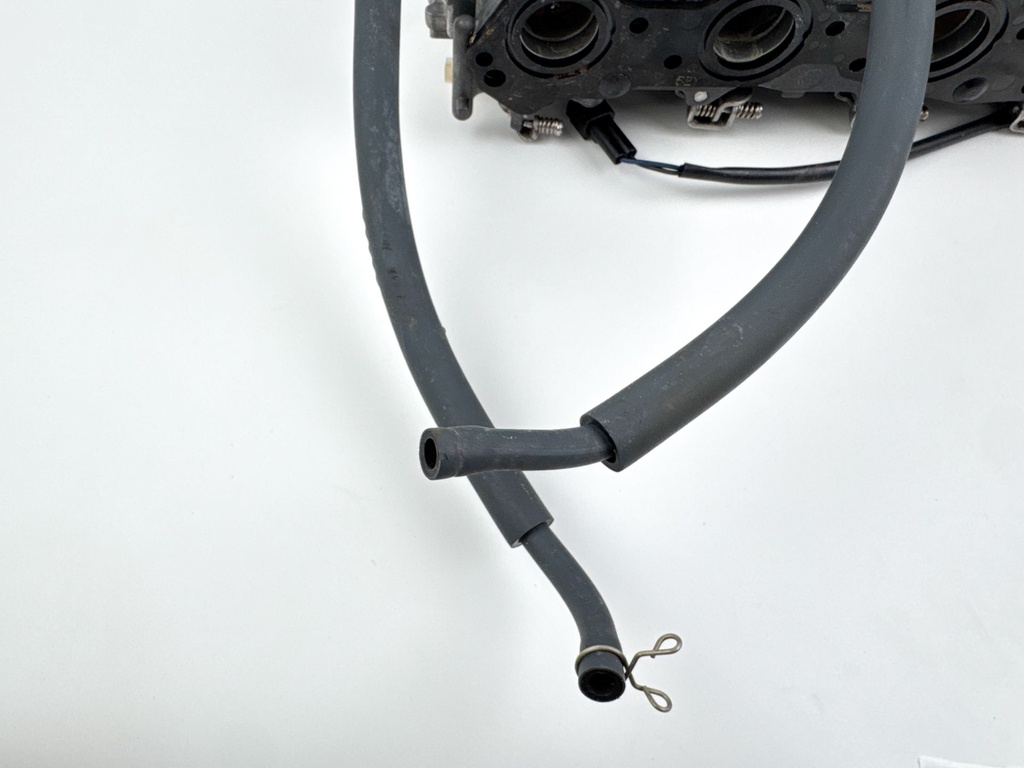 2002 Yamaha 50 HP 4 Stroke Outboard Carburetor Set 62Y-14901-40-00 OEM