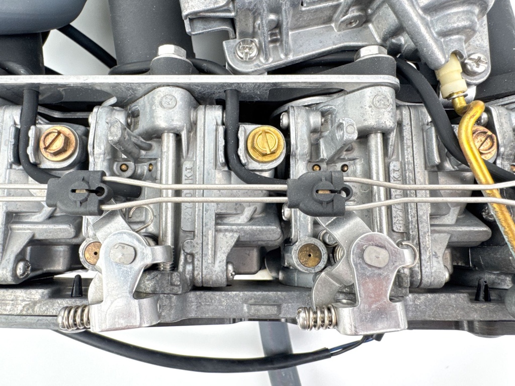 2002 Yamaha 50 HP 4 Stroke Outboard Carburetor Set 62Y-14901-40-00 OEM