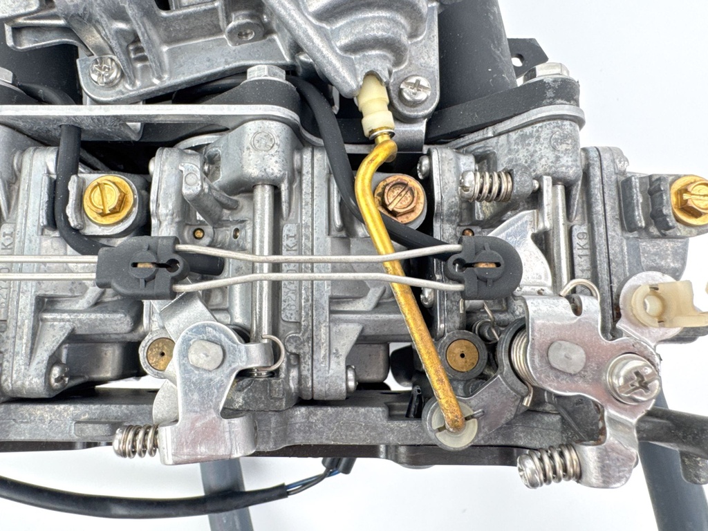 2002 Yamaha 50 HP 4 Stroke Outboard Carburetor Set 62Y-14901-40-00 OEM