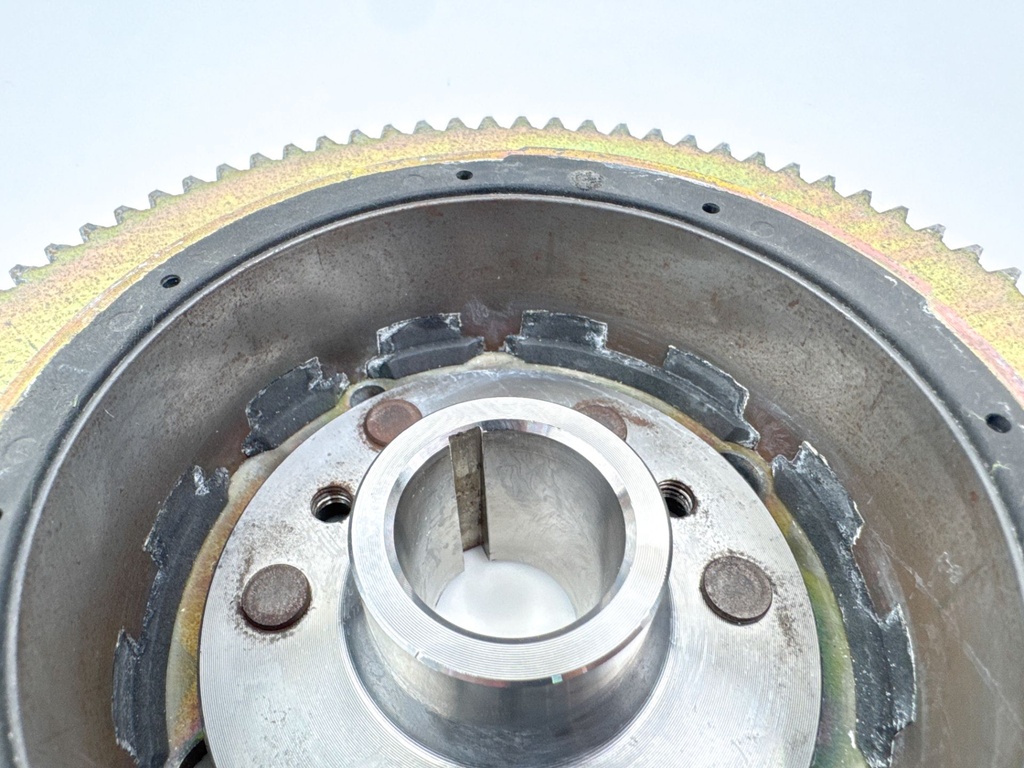 2002 Yamaha 50 HP 4 Stroke Outboard Flywheel Rotor 64J-85550-00-00 OEM