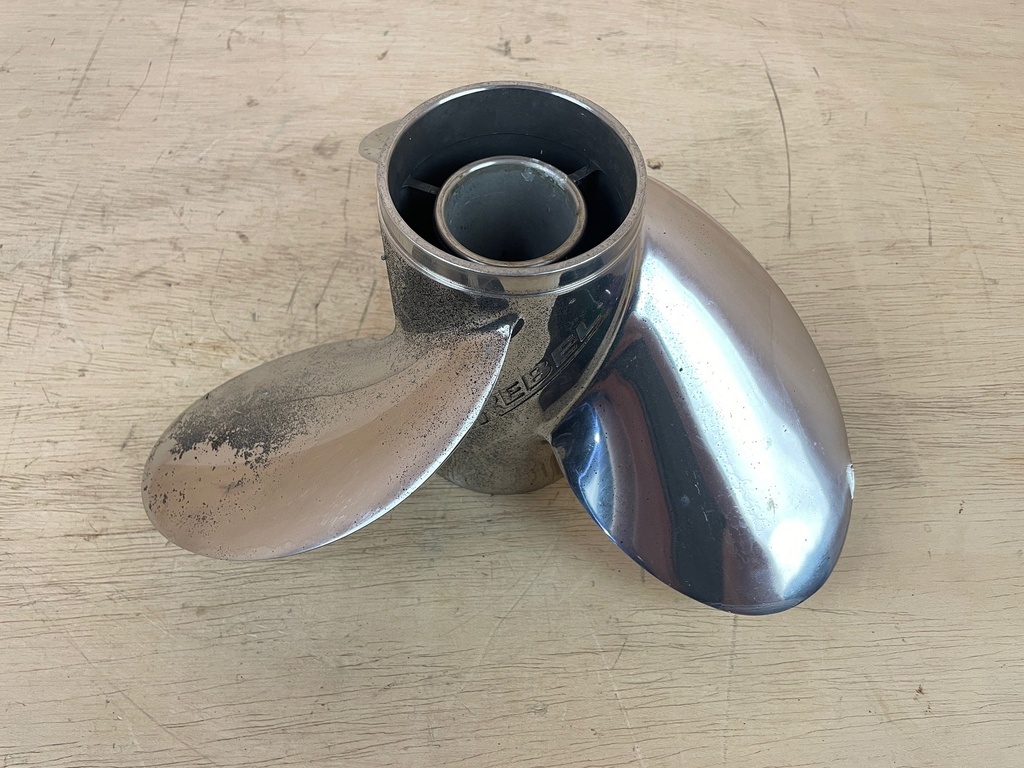 Evinrude Rebel TBX 15 3/4 x 15" RH Stainless Steel Propeller 3 Blade 763984