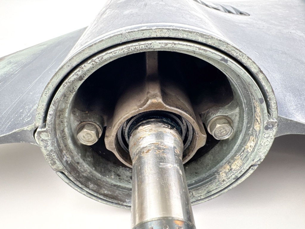 Yamaha 200 225 HP 4 Stroke Outboard 25" XL Lower Unit Gear Case RH 2002-2015