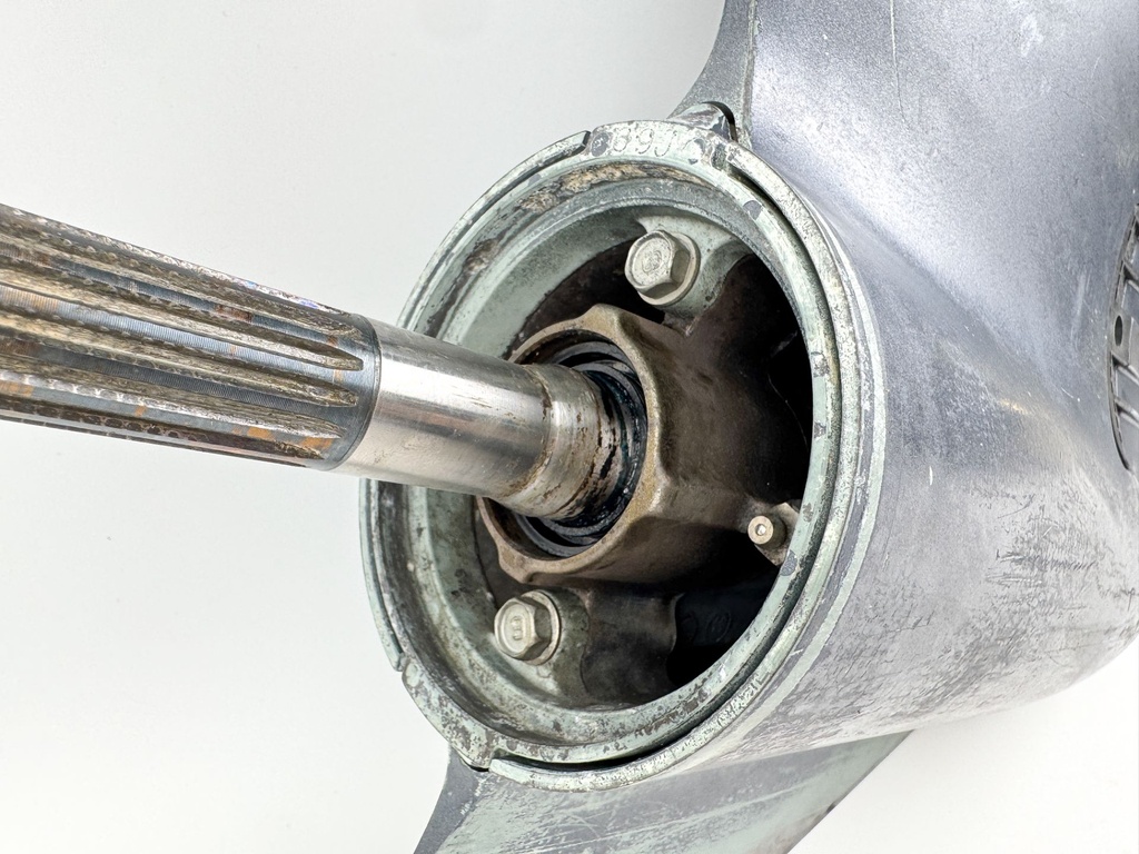 Yamaha 200 225 HP 4 Stroke Outboard 25" XL Lower Unit Gear Case RH 2002-2015