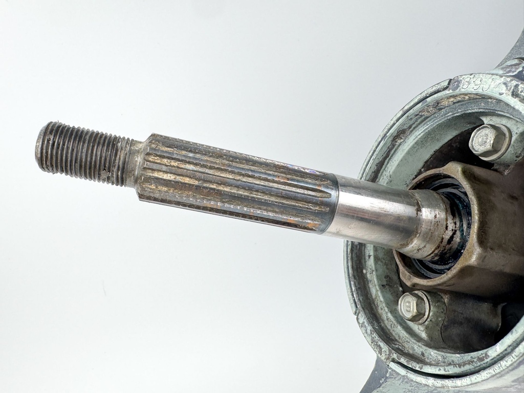 Yamaha 200 225 HP 4 Stroke Outboard 25" XL Lower Unit Gear Case RH 2002-2015