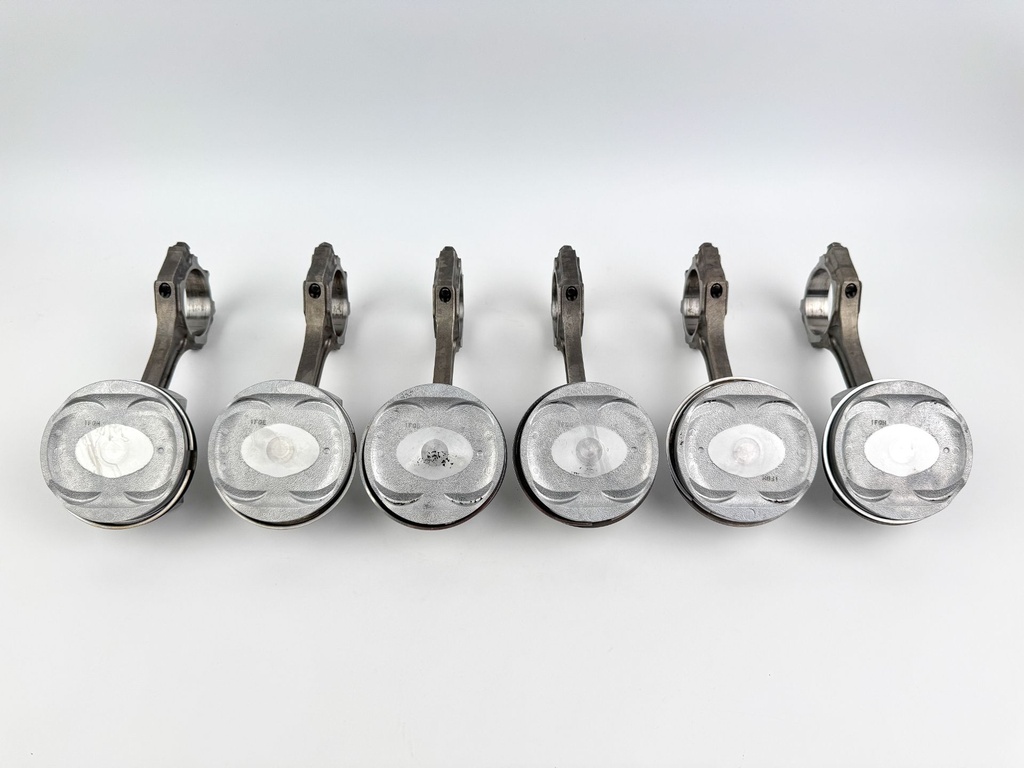 2013 Yamaha 250 HP 4 Stroke Outboard Piston & Connecting Rod Set 6CB-W1165-00-00 OEM