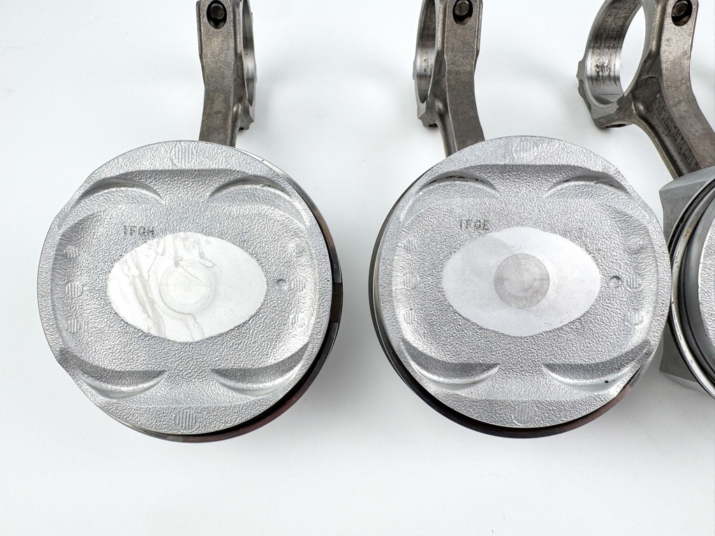 2013 Yamaha 250 HP 4 Stroke Outboard Piston & Connecting Rod Set 6CB-W1165-00-00 OEM