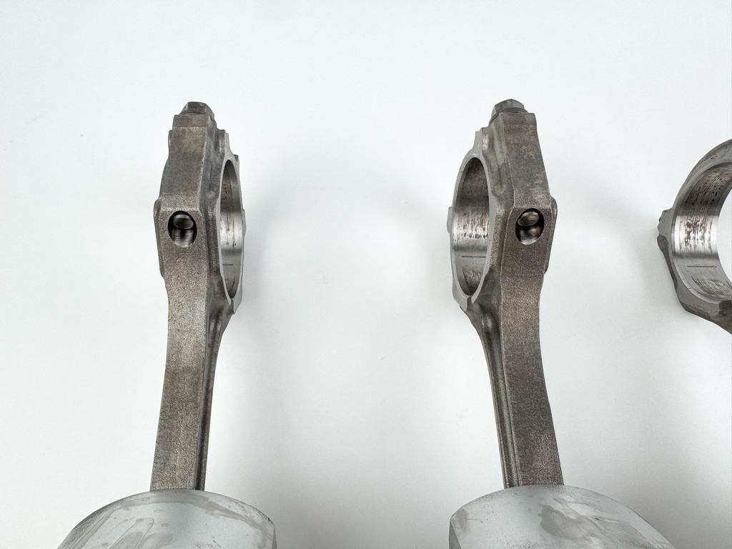 2013 Yamaha 250 HP 4 Stroke Outboard Piston & Connecting Rod Set 6CB-W1165-00-00 OEM