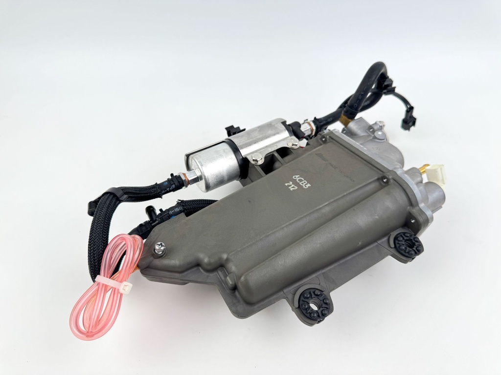 2013 Yamaha 250 HP 4 Stroke Outboard VST Float Chamber Assembly 6CB-14180-05-00 OEM