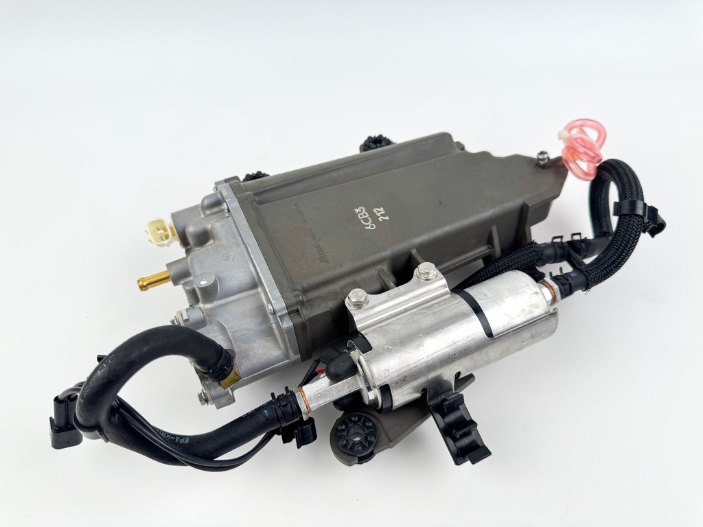 2013 Yamaha 250 HP 4 Stroke Outboard VST Float Chamber Assembly 6CB-14180-05-00 OEM